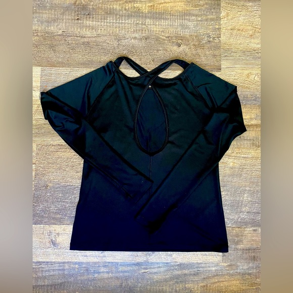 UNDER ARMOUR Black long sleeves - Picture 5 of 6